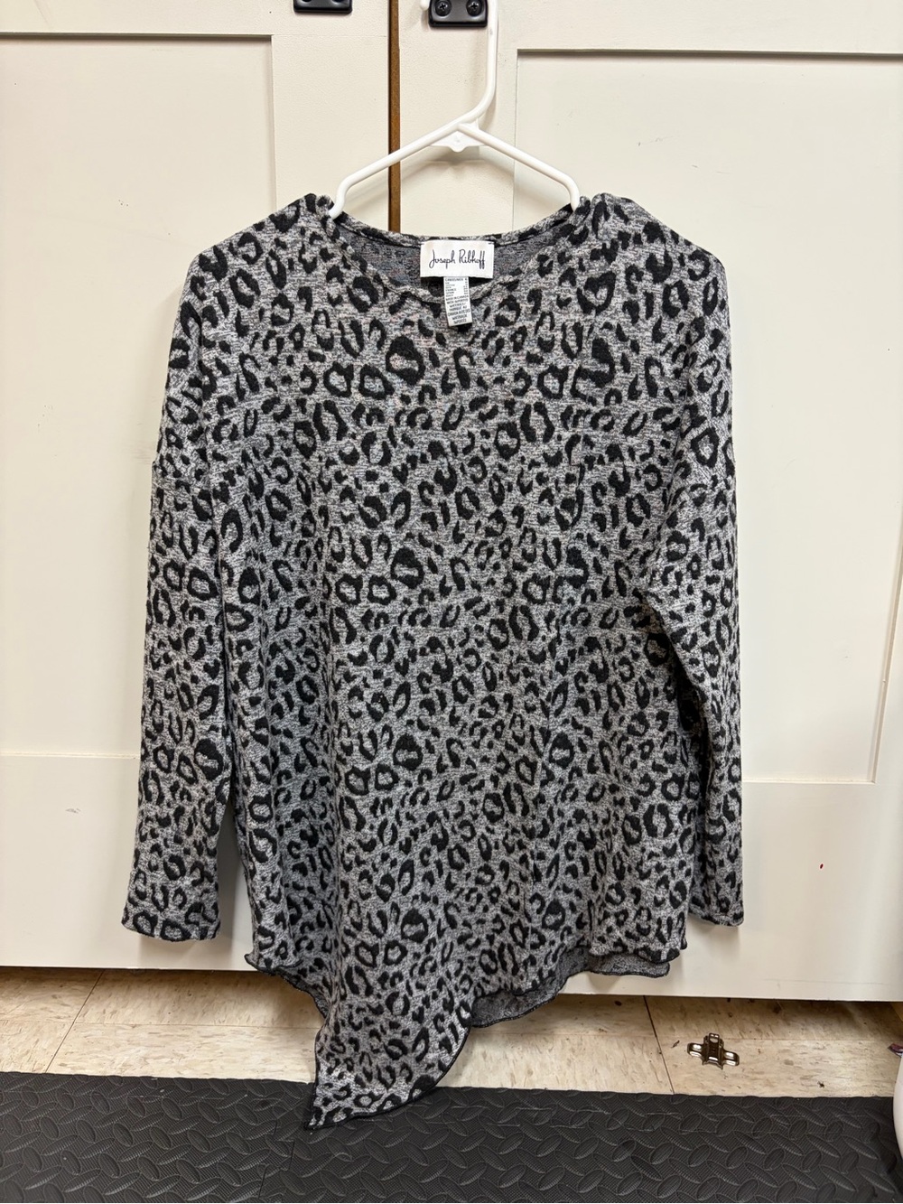 Joseph Ribkoff Gray and Black Leopard Print Pullover